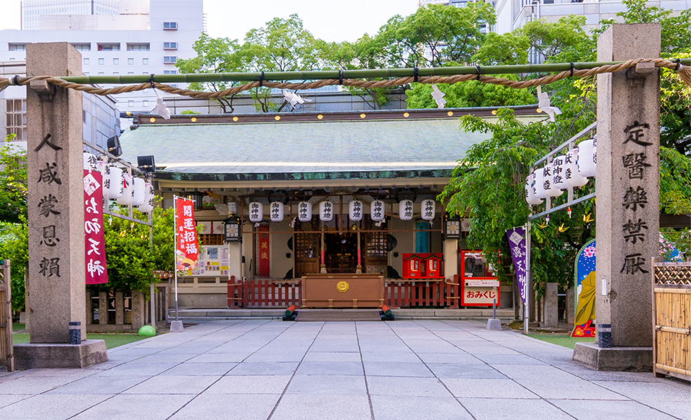 Visit the over 1300-year-old Ro-Tenjin Shrine